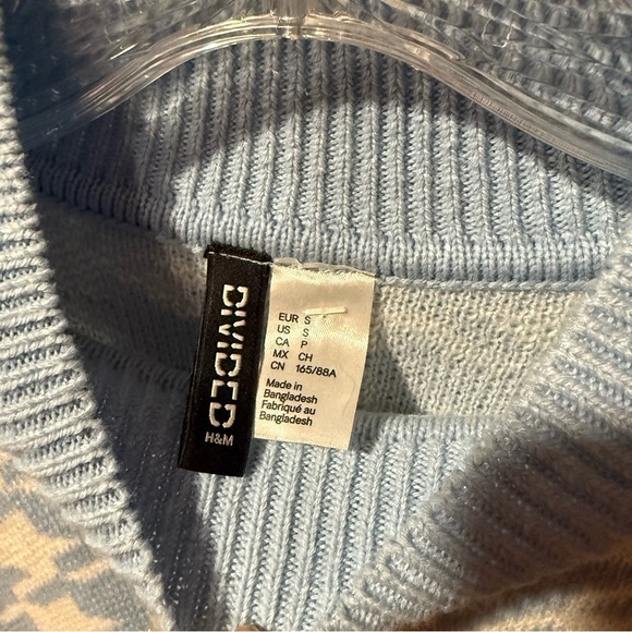 H&M Blue and White Cowl Neck Sweater - Picture 2 of 3